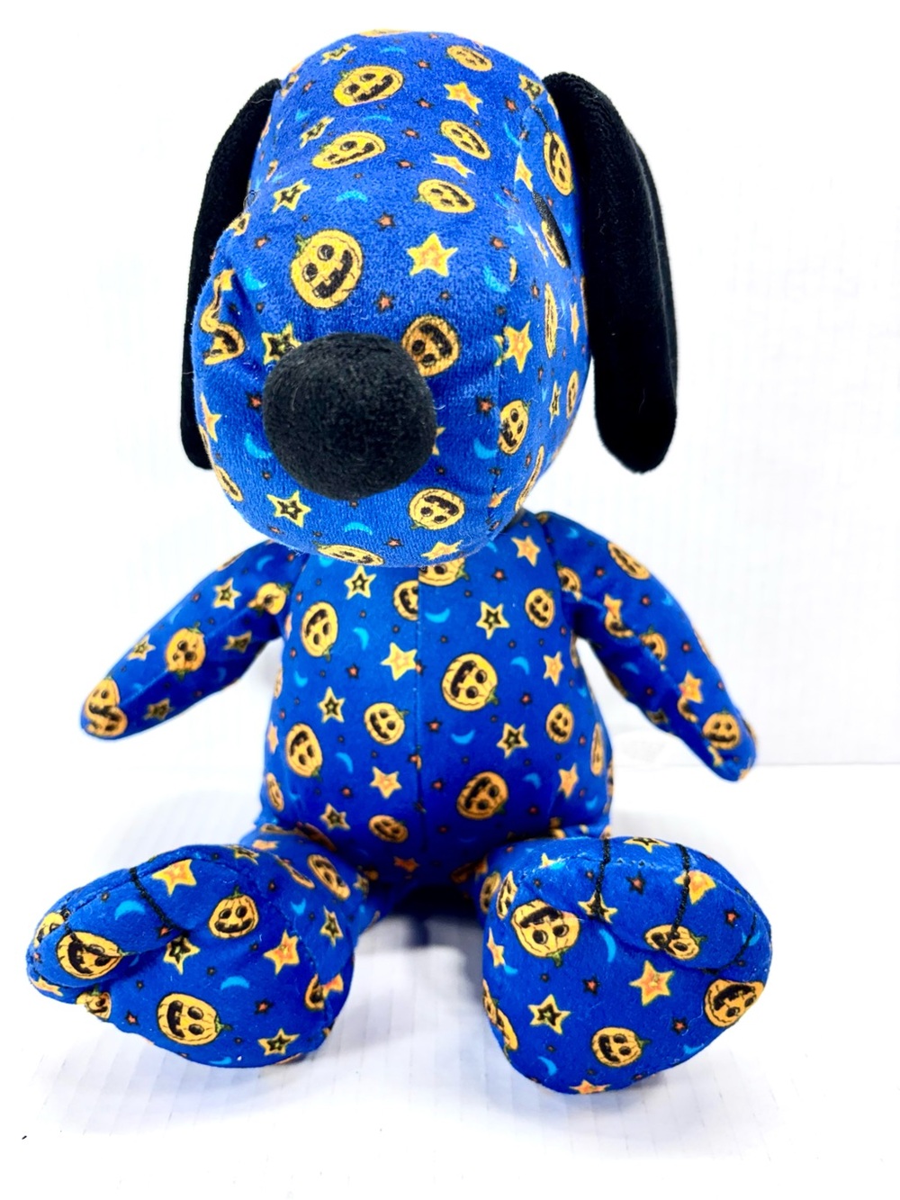 Halloween Peanuts Plush Cedar Fair Snoopy Stuffed Animal Pumpkin Blue Comic
